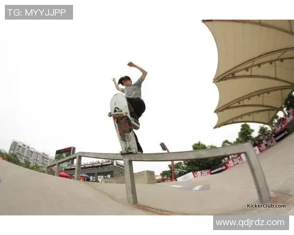 极限运动传奇周伟的挑战与坚持之路回顾